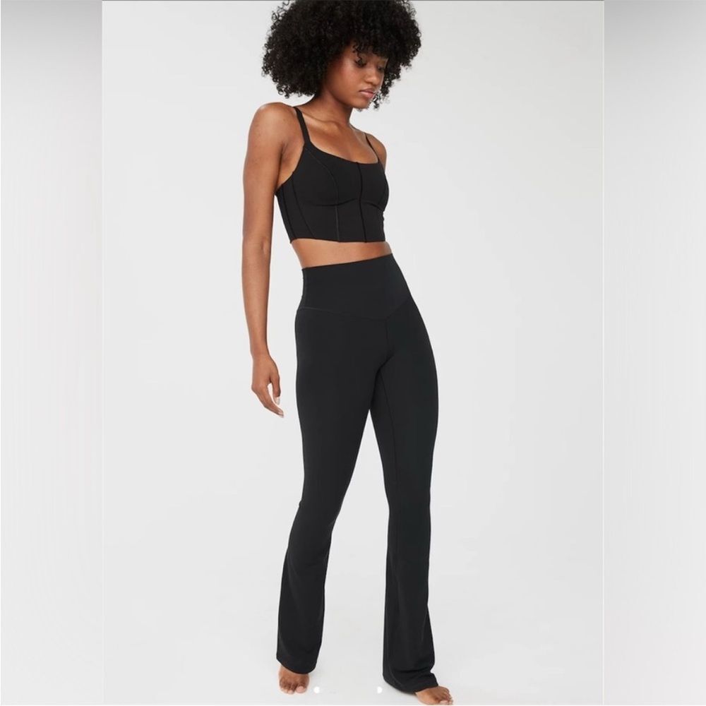 Offline by Aerie Real Me Black High Rise Xtra Bootcut Flare Legging Size Medium